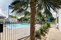 Motel 6 Dallas, TX - South