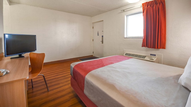 1 QUEEN BED | NON-SMOKING