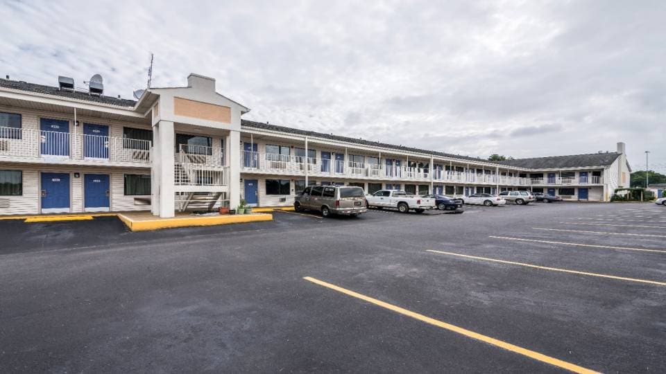 Motel 6 Anniston, AL, OXFORD_g6, OXFORD