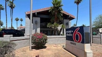 Motel 6 Tempe, AZ – Elliot Road