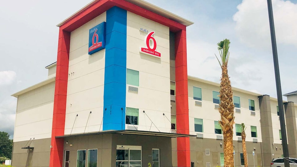 Studio 6 Port Allen, LA - Baton Rouge I-10, C70767, Port Allen LA