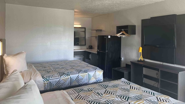 2 Queen Beds | Smoking, Micfridge