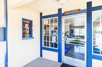 Motel 6 Kingsburg, CA