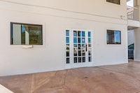 Motel 6 San Marcos, TX - North