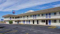 Motel 6 Laramie, WY