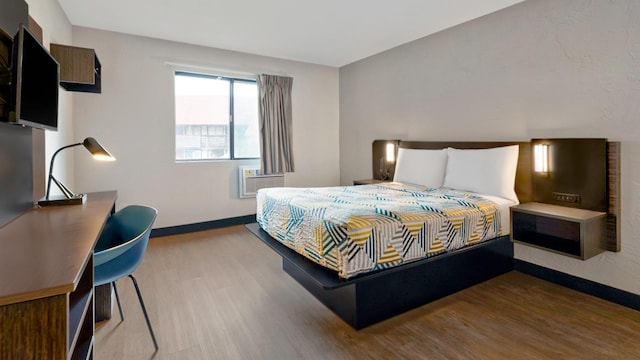 1 Full Bed | Non-Smoking