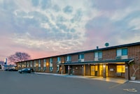 Motel 6 Oak Creek, WI