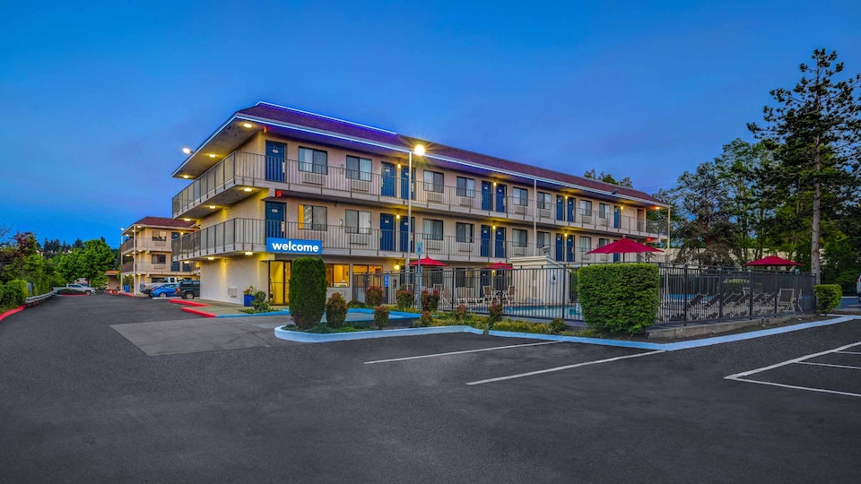 Motel 6 Kirkland, WA - North Kirkland, Kirkland, Kirkland
