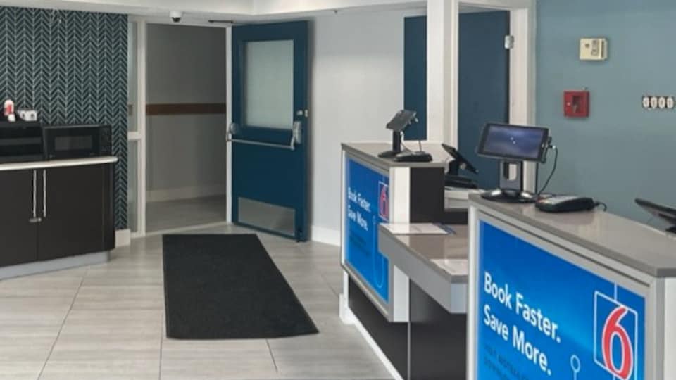 Studio 6 Suites East Syracuse, NY - Airport, East Syracuse, East Syracuse