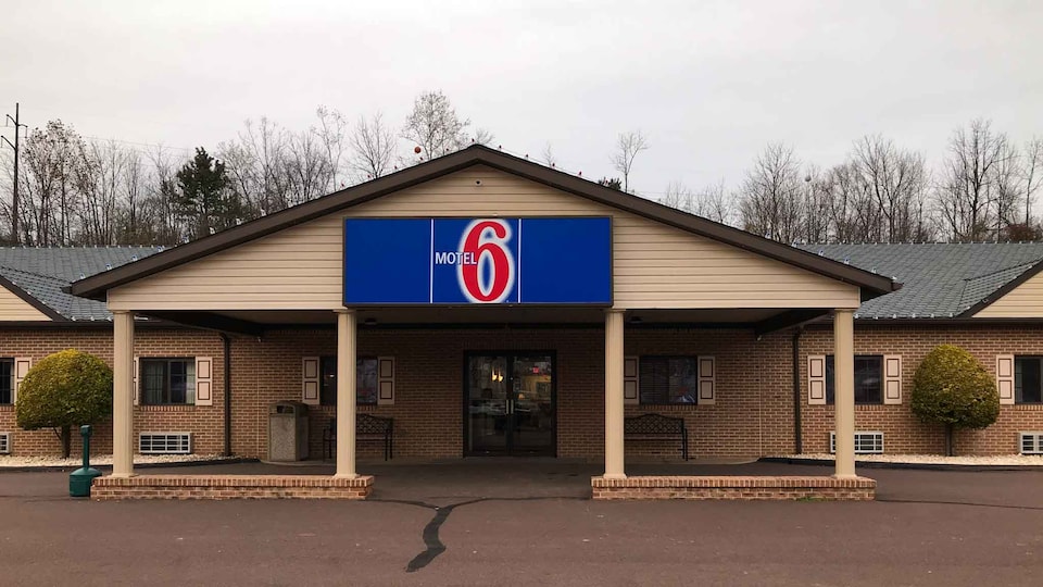 Motel 6 Bloomsburg, PA, BLOOMSBURG, BLOOMSBURG