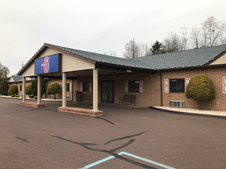 Motel 6 Bloomsburg, PA, BLOOMSBURG, BLOOMSBURG