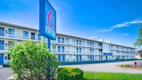 Motel 6 Warren, MI - Detroit East
