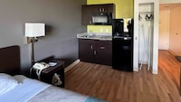 Studio 6 Suites Clarion, PA