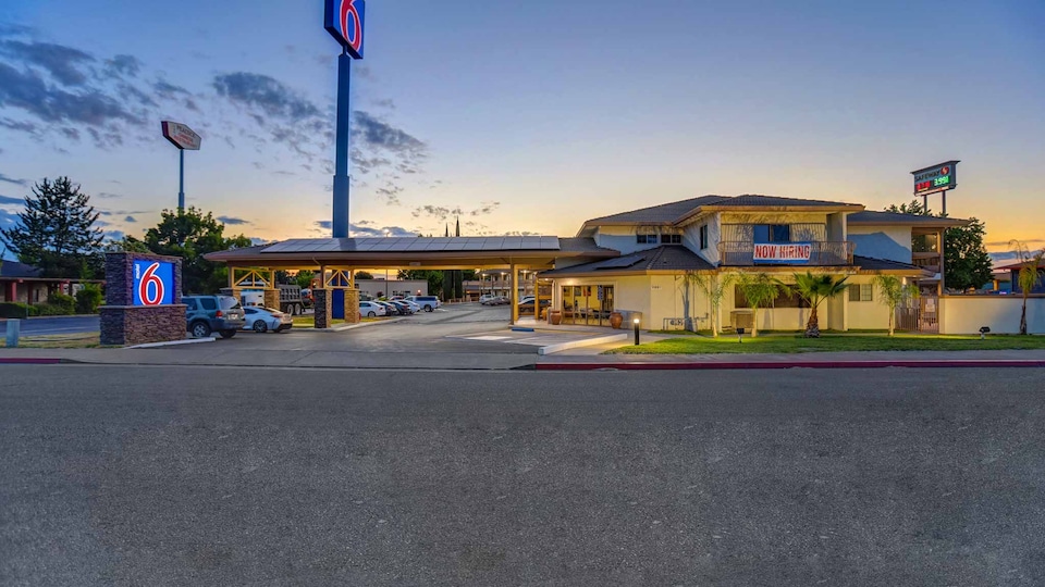 Motel 6 Anderson, CA - Redding Airport, Anderson_875c26e8, Anderson