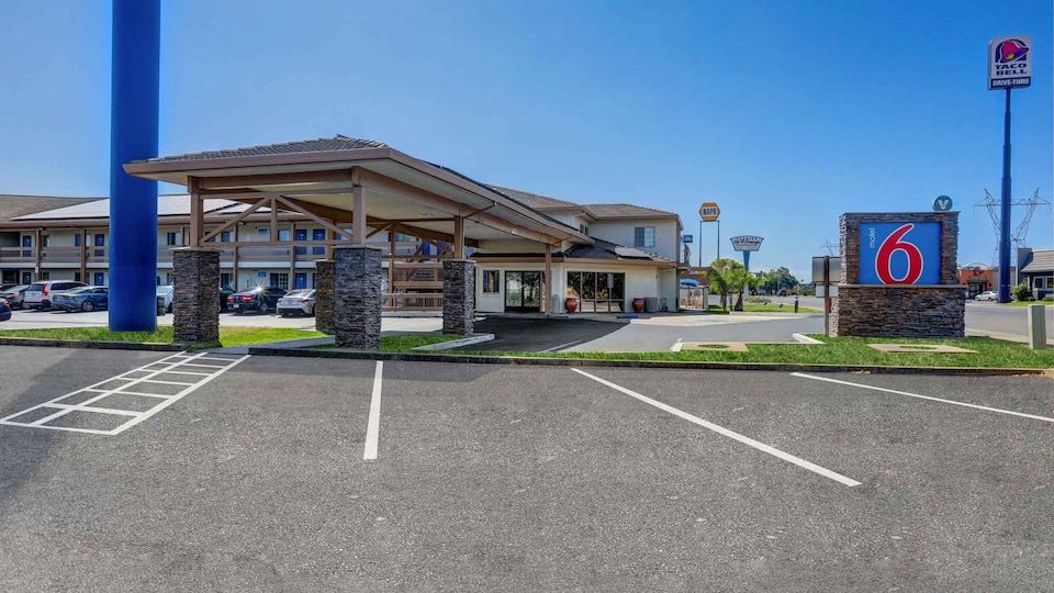 Motel 6 Anderson, CA - Redding Airport, Anderson_875c26e8, Anderson