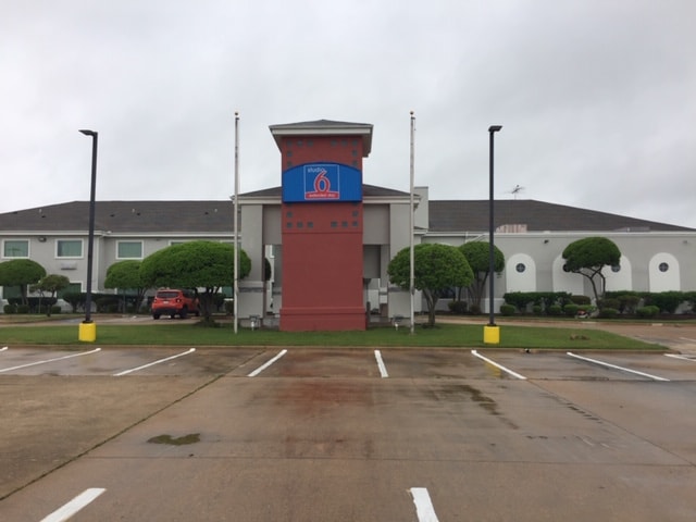 Studio 6 Burleson, TX | Extended Stay & Weekly Rates