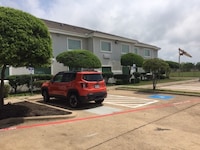 Studio 6 Burleson, TX