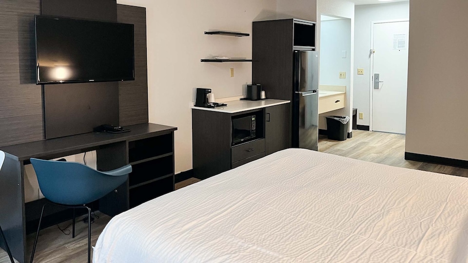 Studio 6 Suites Elkhart, IN, C46514, Elkhart IN