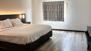 Studio 6 Suites Elkhart, IN