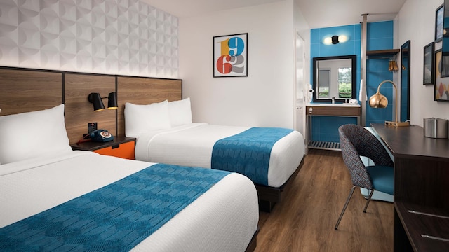 2 Full Beds | Hearing Accessible - New 60s Retro-Style Decor
