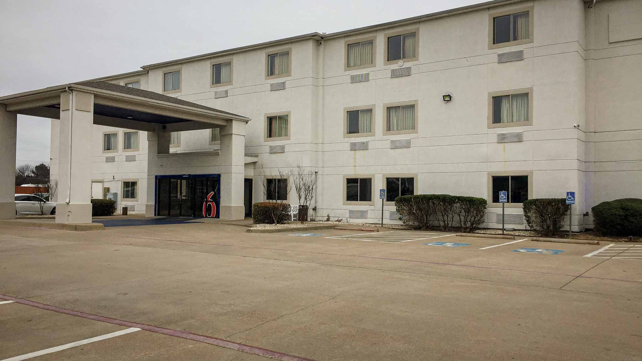 Motel 6 Woodway, TX | Affordable & Low Rate Motels