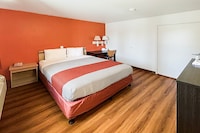 Studio 6 Suites Bellflower, CA - Los Angeles