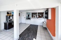 Studio 6 Suites Bellflower, CA - Los Angeles