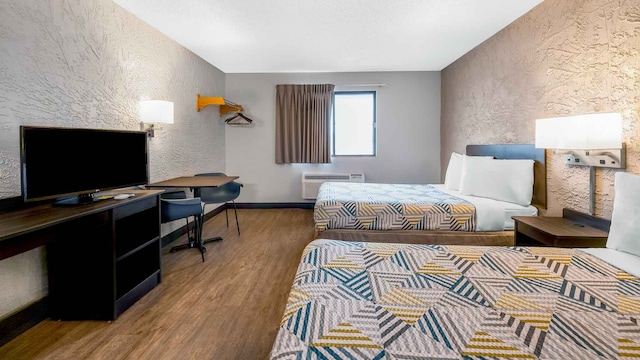 2 Full Beds | Non-Smoking