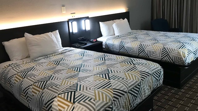 2 Full Beds | Smoking, Micfridge