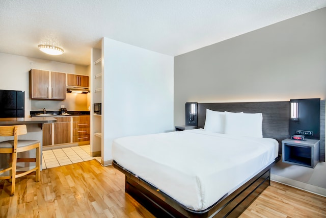 1 Queen Bed | ADA/RI Shower/Suite, Non-smoking