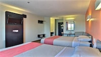 Motel 6 Gilman, IL