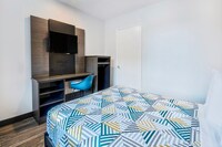 Motel 6 Marina, CA - Monterey