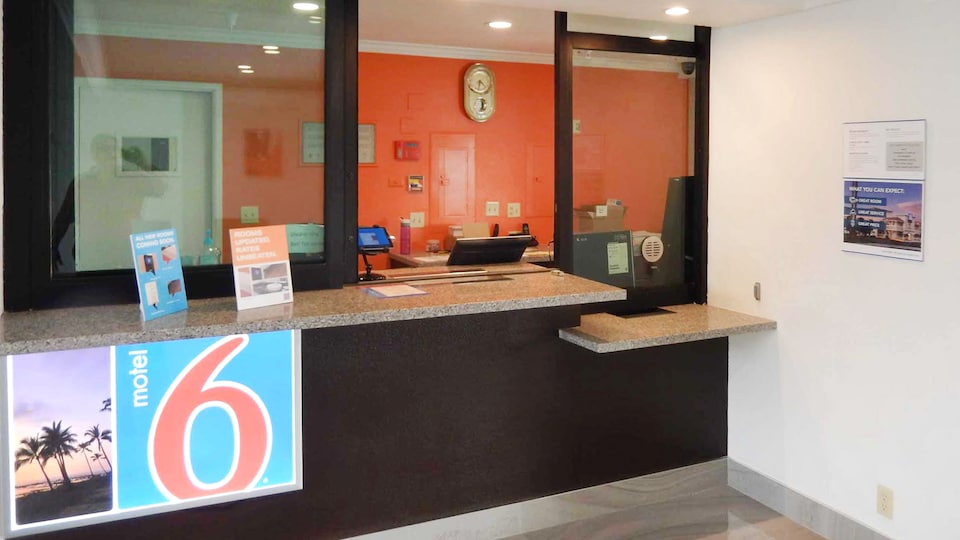 Motel 6 Azusa, CA, Azusa, Azusa