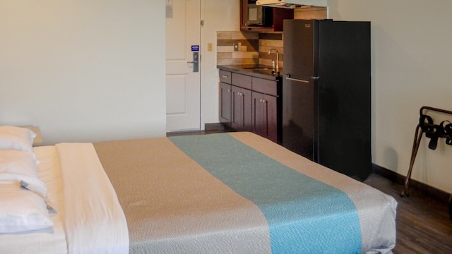 1 King Bed | Business, Non-Smoking