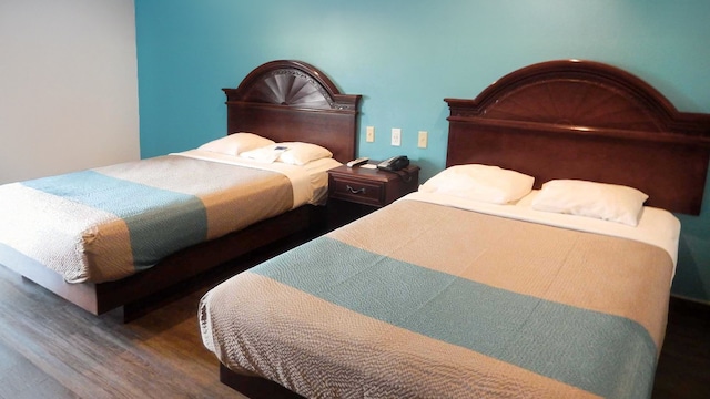 2 Queen Beds | Smoking, Kitchen