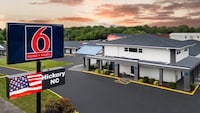 Motel 6 Hickory, NC
