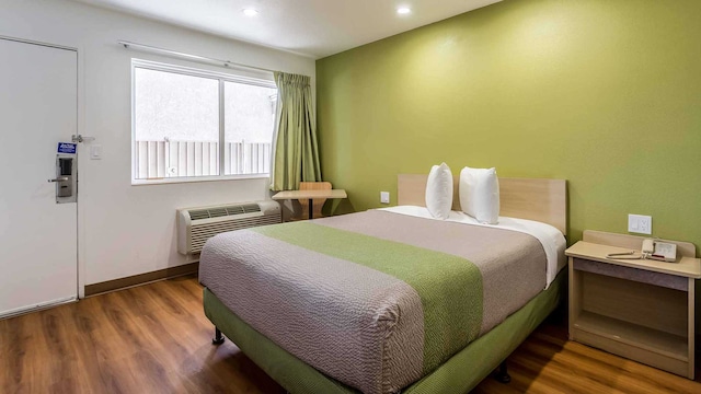 1 QUEEN BED | NON-SMOKING