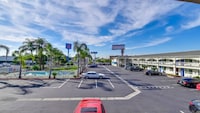 Motel 6 Garden Grove, CA