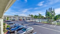 Motel 6 Garden Grove, CA