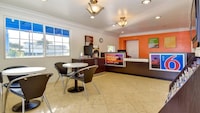 Motel 6 Garden Grove, CA