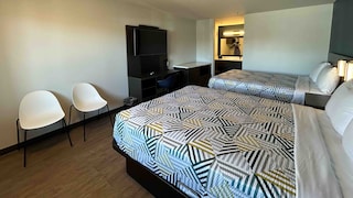 Motel 6 Lake Elsinore, CA