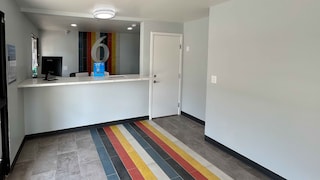 Motel 6 Lake Elsinore, CA