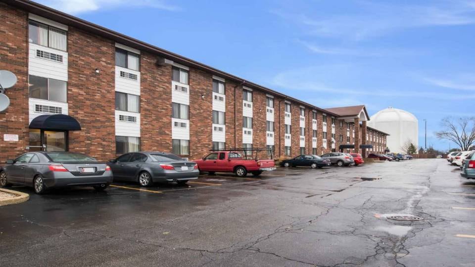Motel 6 Naperville, IL, Naperville_057ab766, Naperville