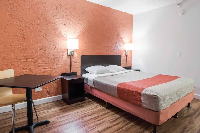 1 Queen Bed | Non-Smoking