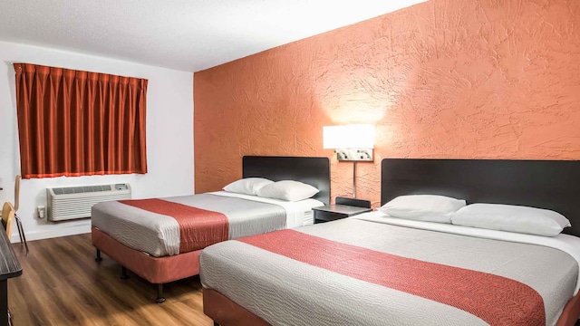 2 Queen Beds | Non-Smoking