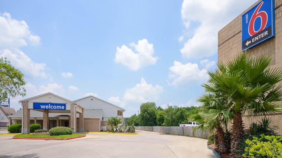 Motel 6 Baytown, TX - Baytown East, Baytown, Baytown