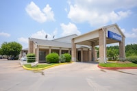 Motel 6 Baytown, TX - Baytown East