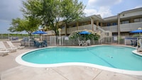 Motel 6 Baytown, TX - Baytown East