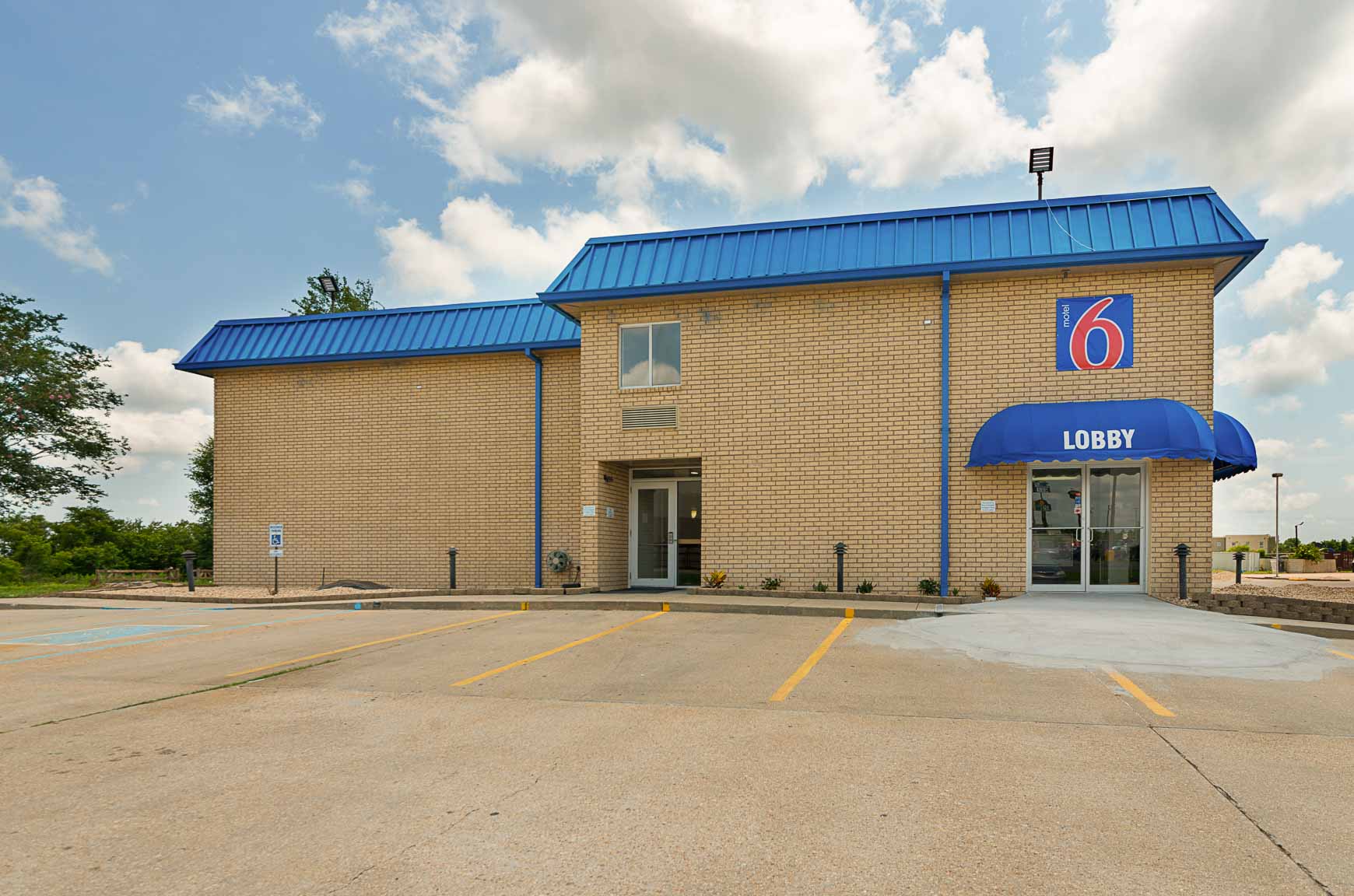 Motel 6 New Iberia, LA | Affordable Motels & Best Price