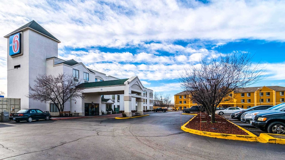 Motel 6 Harvey, IL, Harvey, Harvey